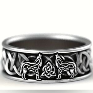 Wolf Celtic Knot Ring Stainless Steel Size 11 New